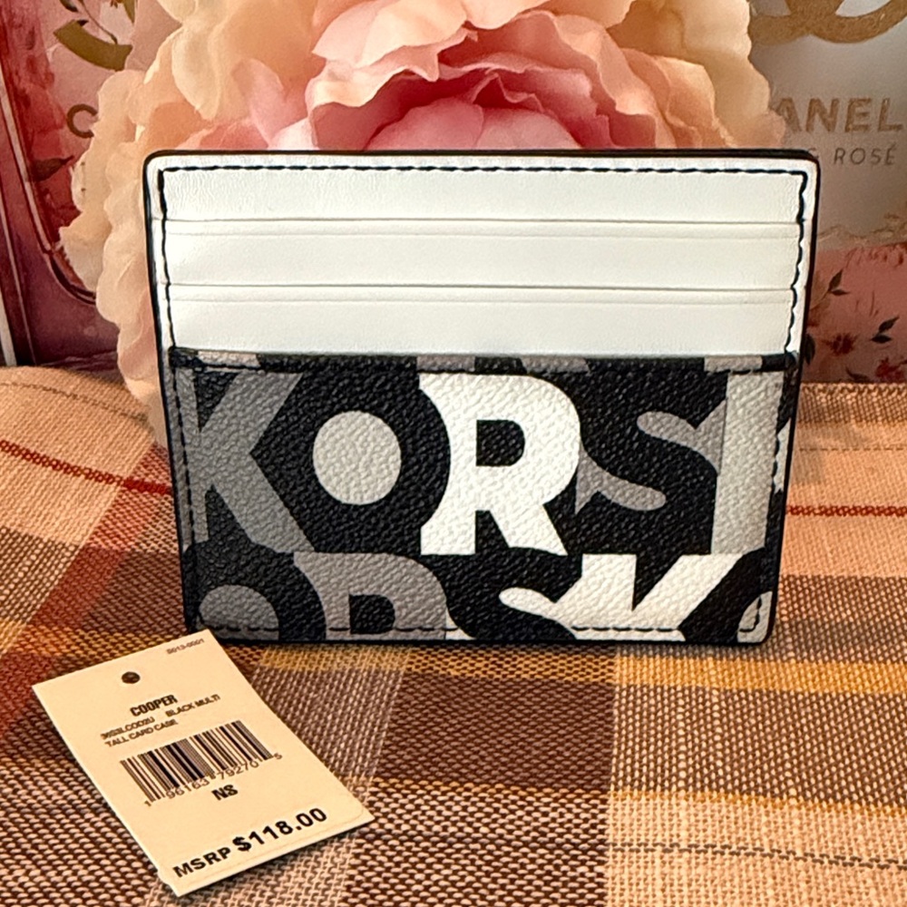 Michael Kors Black & White Cooper Logo Card Holder - NWT